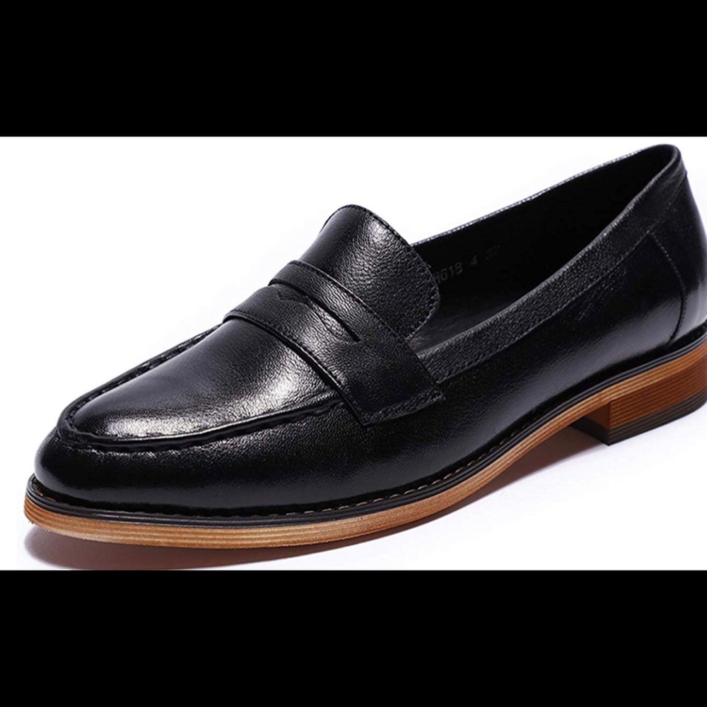 Women’s Sz 10 Mona Flying Black Loafers